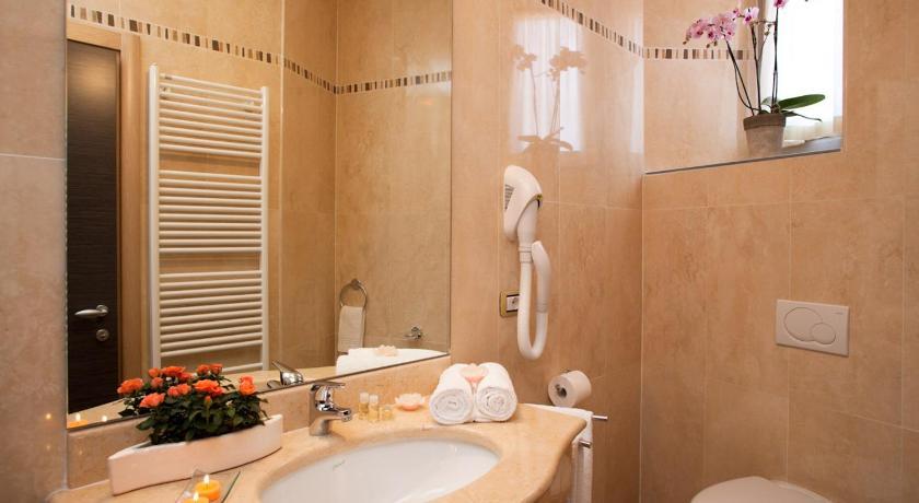 Lido Blu - Surf & Bike Hotel 4*